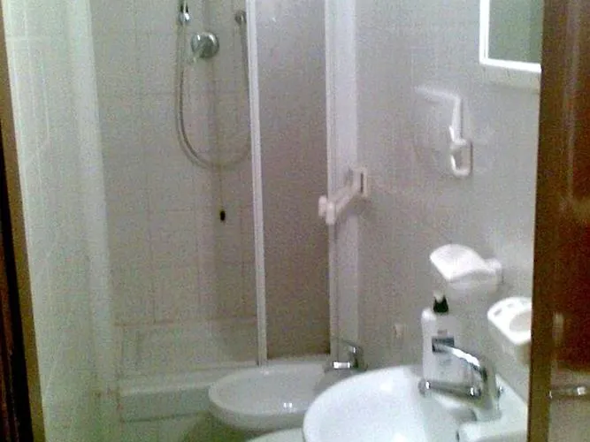 Szálloda Vittoria *